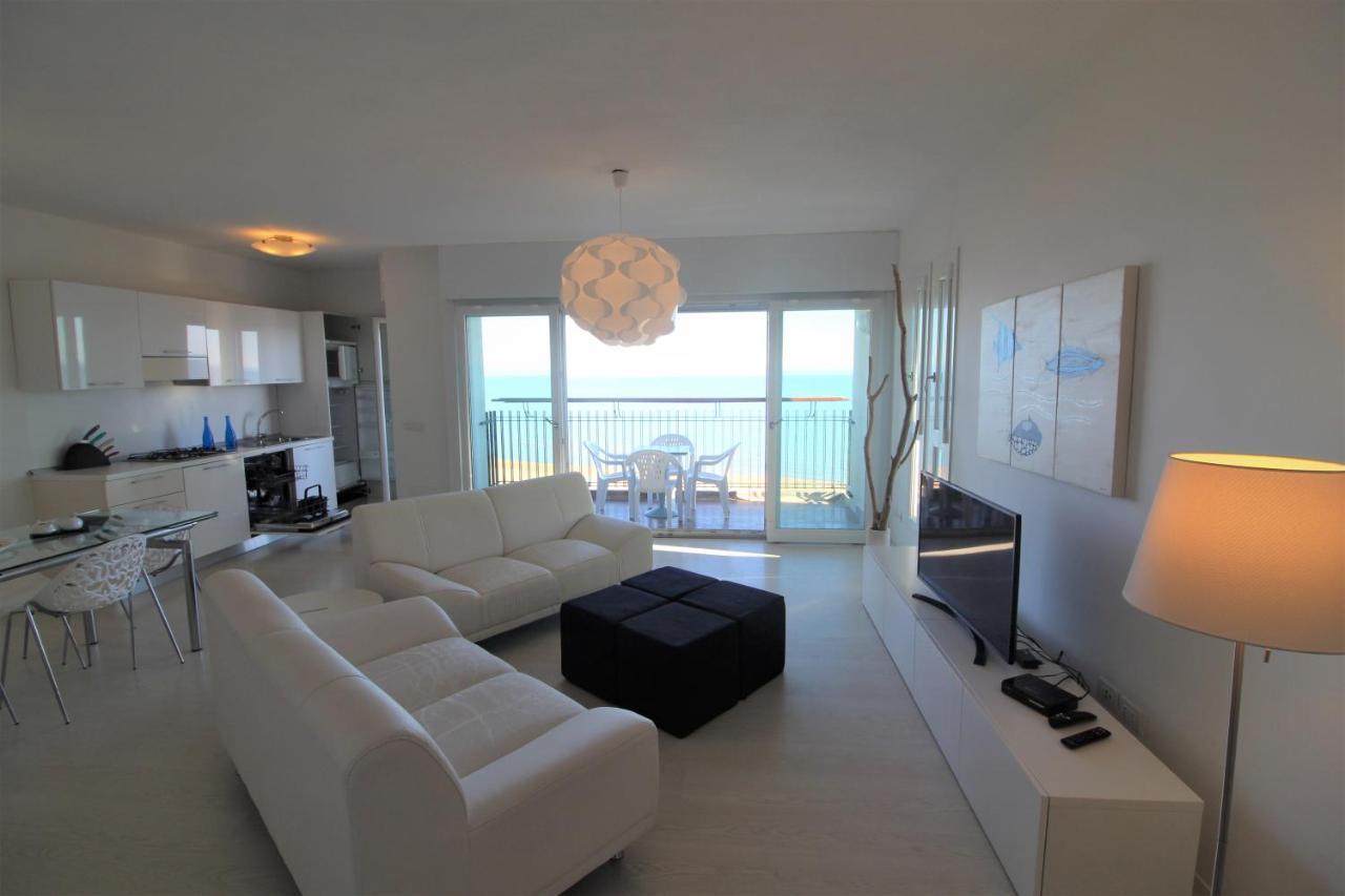 Residence Excelsior Lignano Sabbiadoro Exterior foto