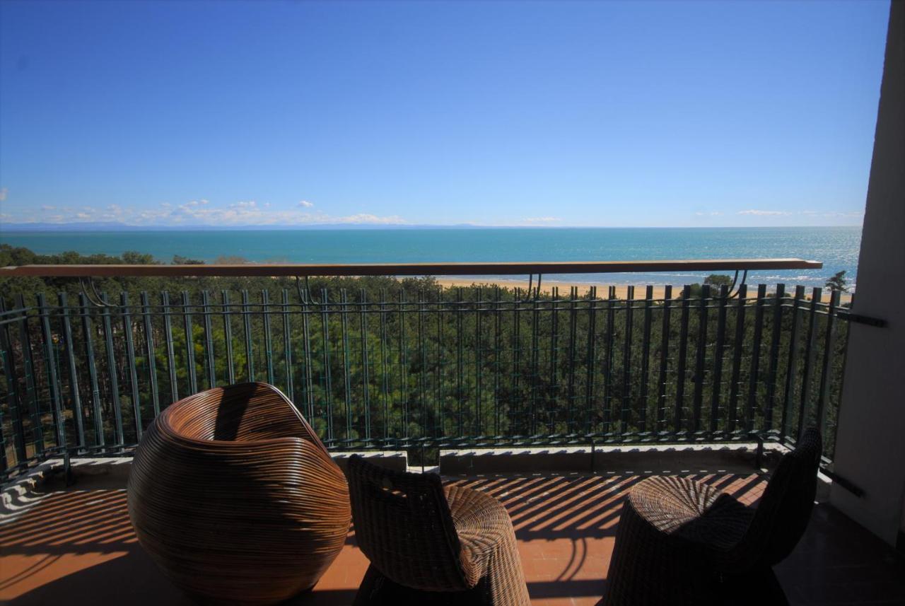 Residence Excelsior Lignano Sabbiadoro Exterior foto