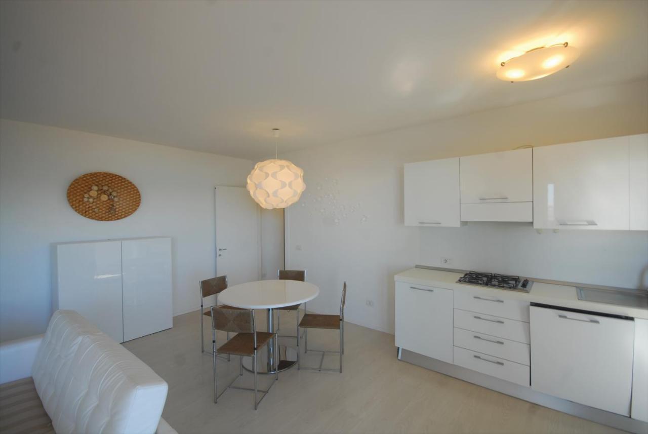 Residence Excelsior Lignano Sabbiadoro Exterior foto