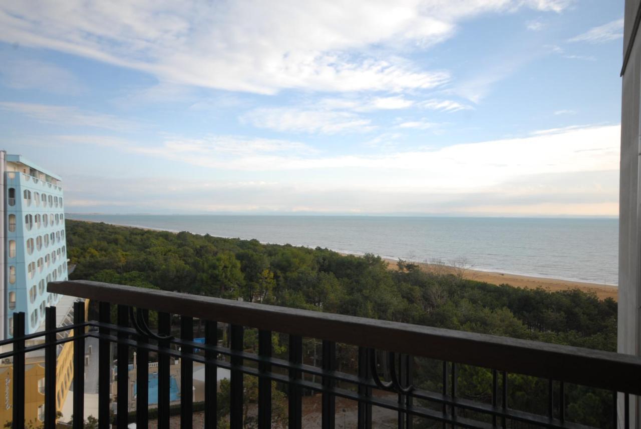 Residence Excelsior Lignano Sabbiadoro Exterior foto
